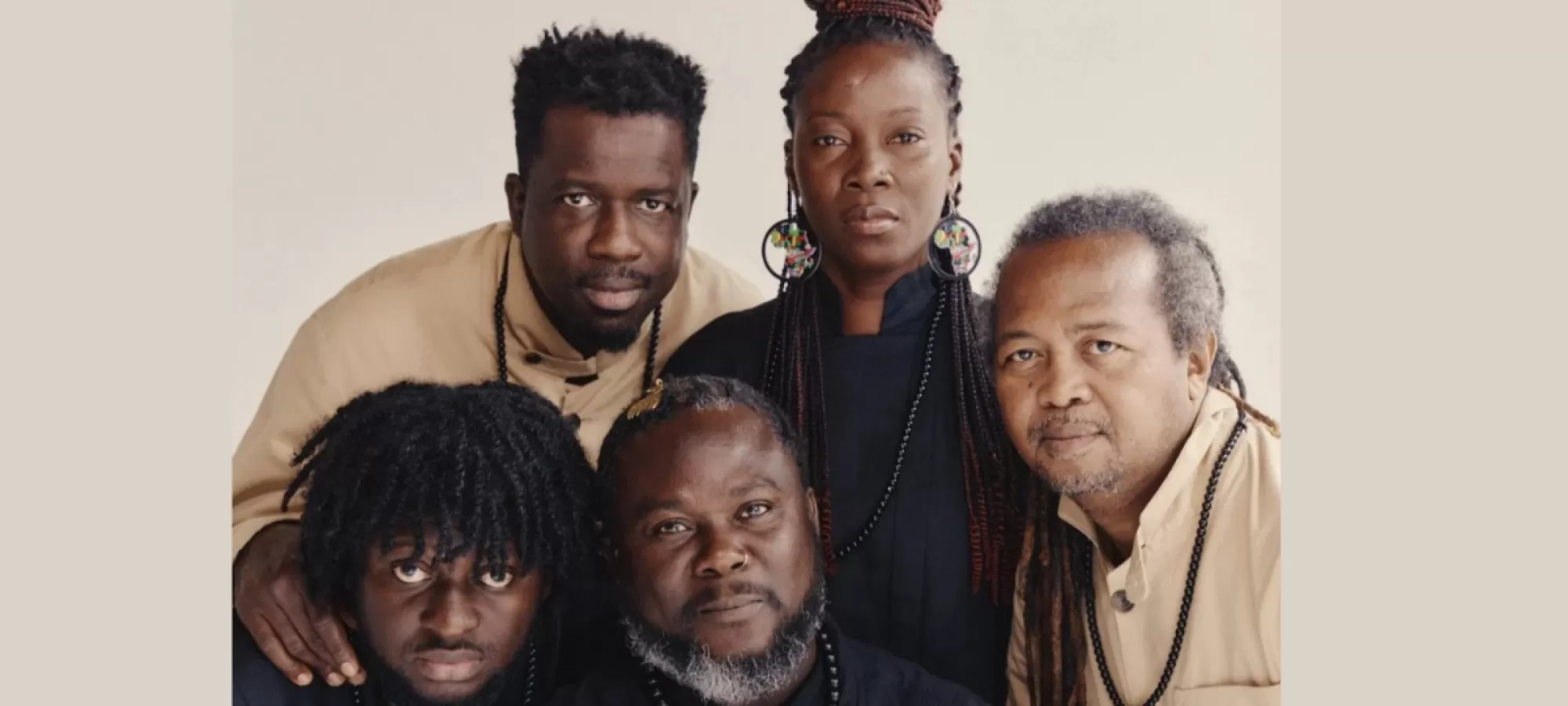 Okaidja Afroso:  Àbɔɔ Édíŋ