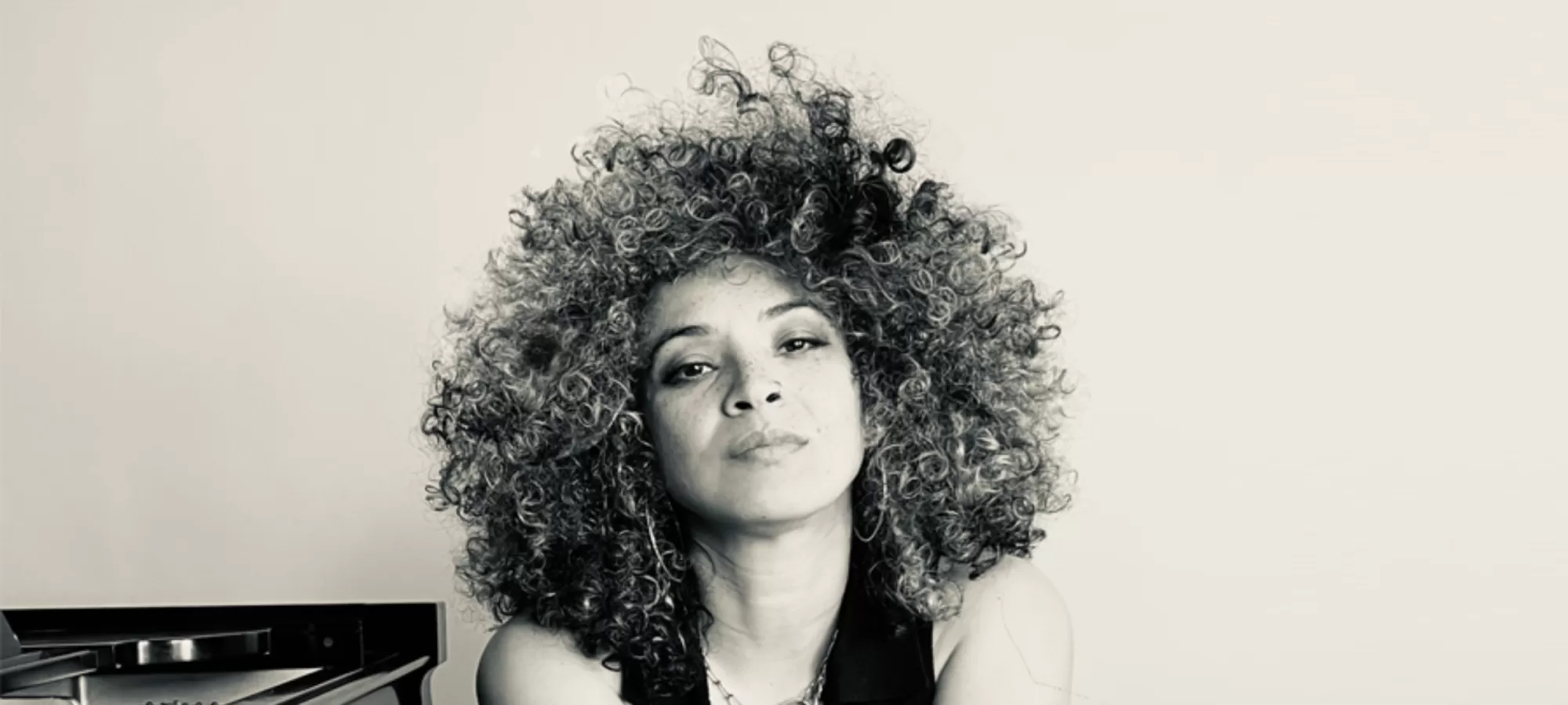 Kandace Springs sings Billie Holiday with Orchestra